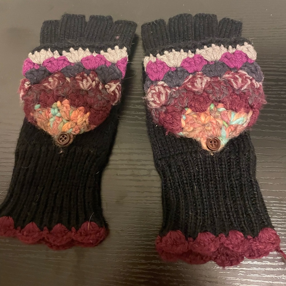 Lucky brand mittens